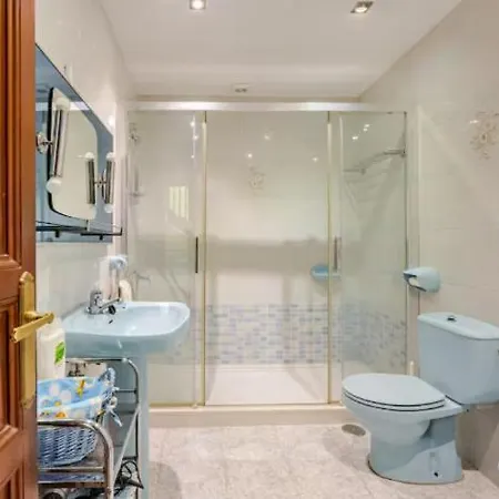Camping Bungalow En Colloto, Espana *